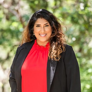 Navrina Singh